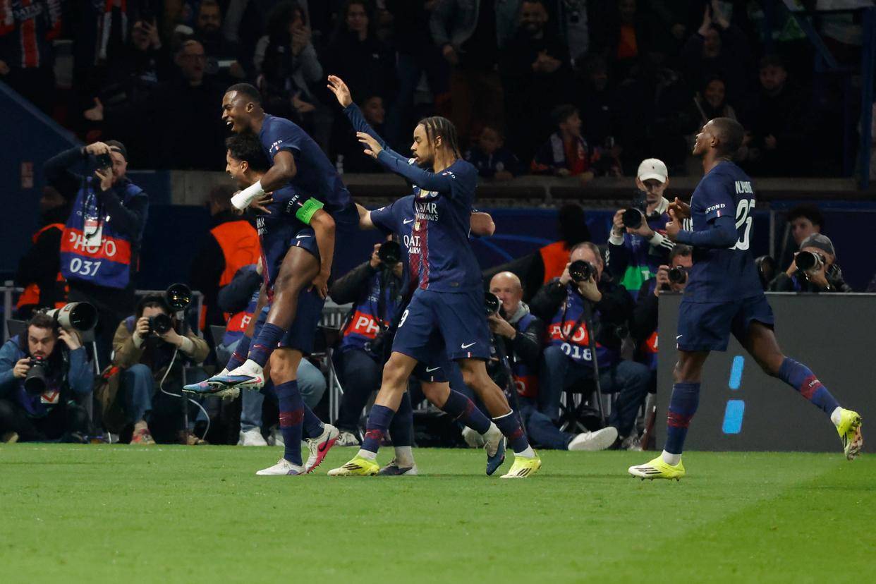 多米体育官方-赛后底特律活塞备战欧冠斯图加特迎亚冠关键赛之后，姆巴佩在利物浦比赛中出色防守的简单介绍