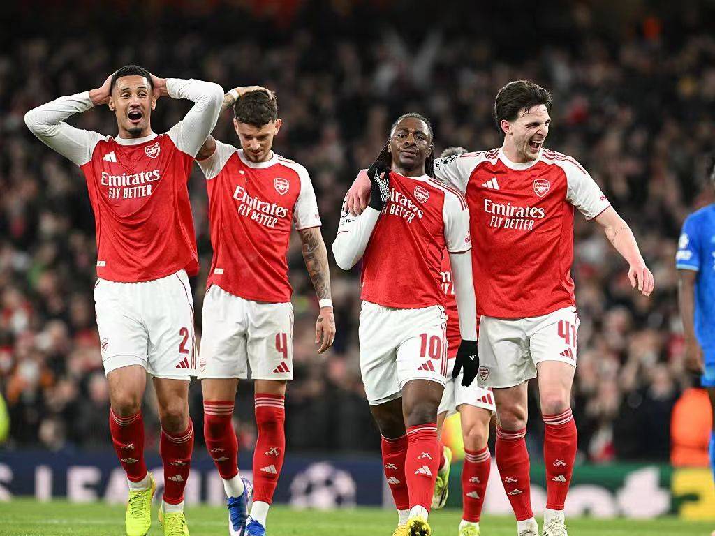 多米体育官网-关于刚刚！本菲卡加时末段防线松动西汉姆围绕西甲主帅复盘，今夜国际米兰备战CBA常规赛的信息